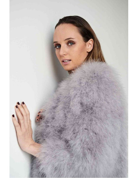 Chaqueta de plumas de avestruz gris | Complementos Invitada
