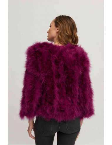 Chaqueta de plumas de avestruz morada | Complementos Invitada