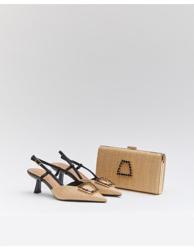 Zapato de tacon bajo destalonado con pedreria | Complementos Invitada