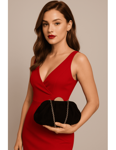 Cartera de mano efecto ante con cadena para invitada