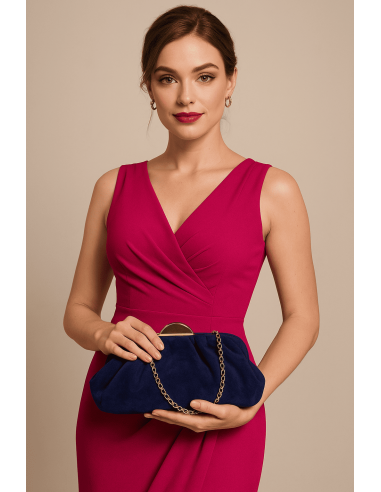 Cartera de mano efecto ante con cadena para invitada