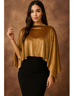 Capa corta de terciopelo dorado con aberturas elegantes para invitada