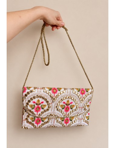 Clutch blanco bordado floral con espejos | Invitada