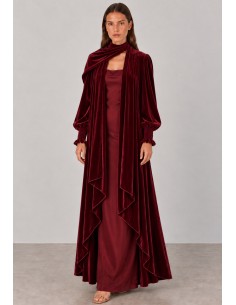 Abrigo kimono de terciopelo burdeos para invitada | Complementos Invitada 2