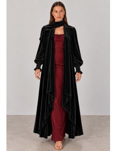 Abrigo kimono de terciopelo negro para invitada | Complementos Invitada