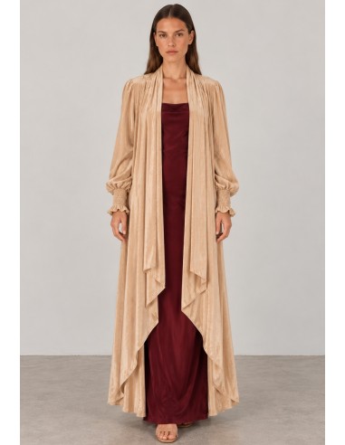 Abrigo kimono de terciopelo beige champán para invitada | Complementos Invitada